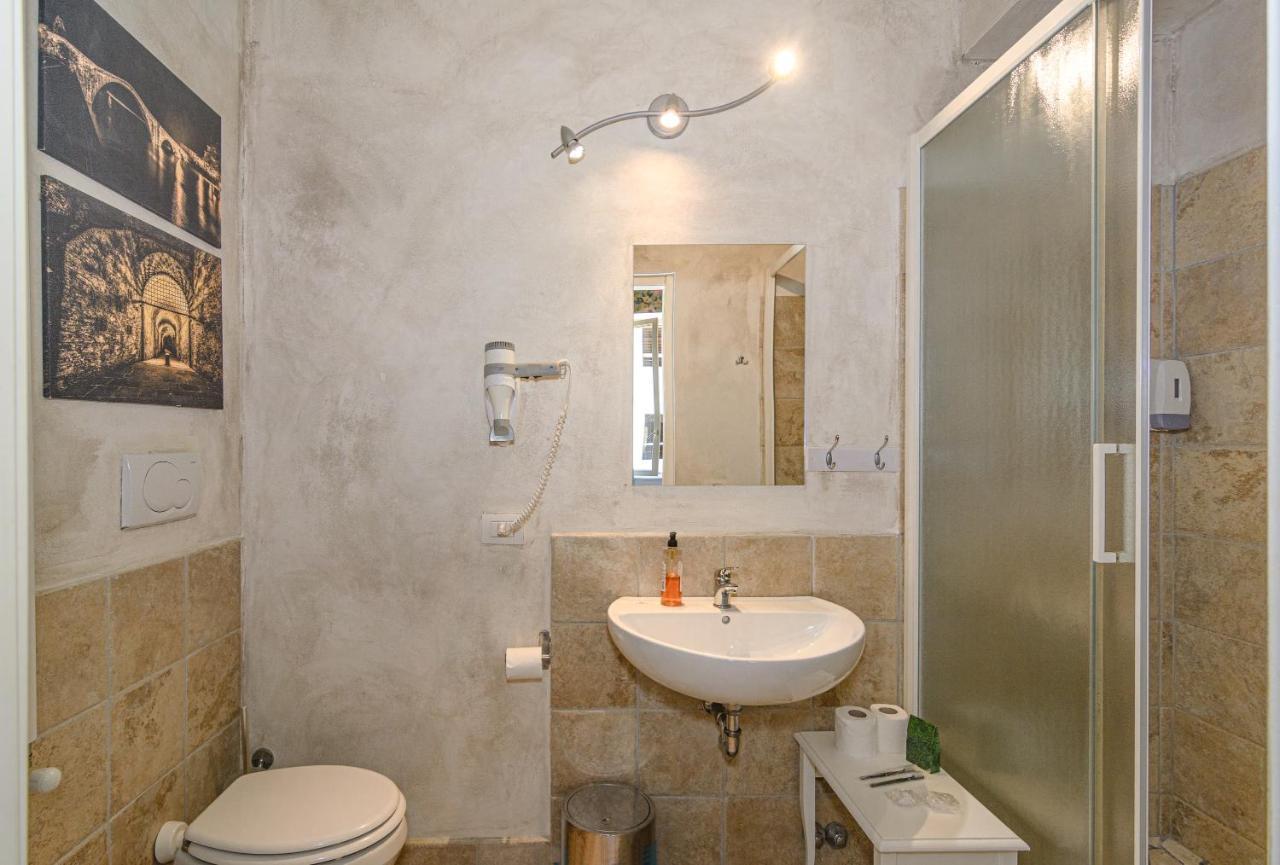 B&B Relais Inn Лукка Экстерьер фото